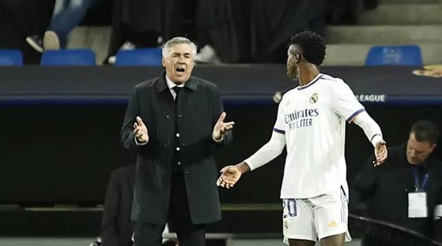 开云中国官网-总觉得距战胜皇马仅差一步？皇马给你的错觉罢了