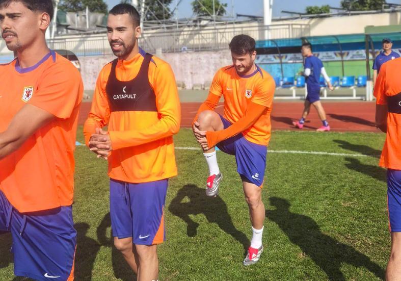 开云网址-泰山对二雷太宽容了！洛佩斯把彭啸练出来了，1米91中场空降青岛